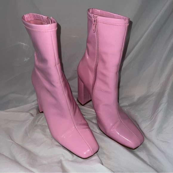 Steve Madden Shoes - Steve Madden lynden booties